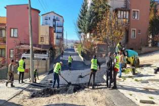 Pursaklar'da Konforlu Yollar İçin Asfalt Çalışmaları Hız Kazandı